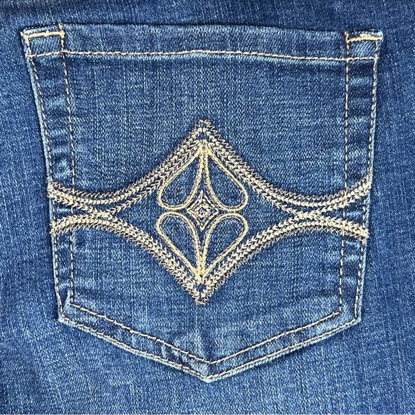 Wrangler Size 8 Medium Straight Leg Medium Blue Denim Wash Jeans w/5 Poc… - Image 10