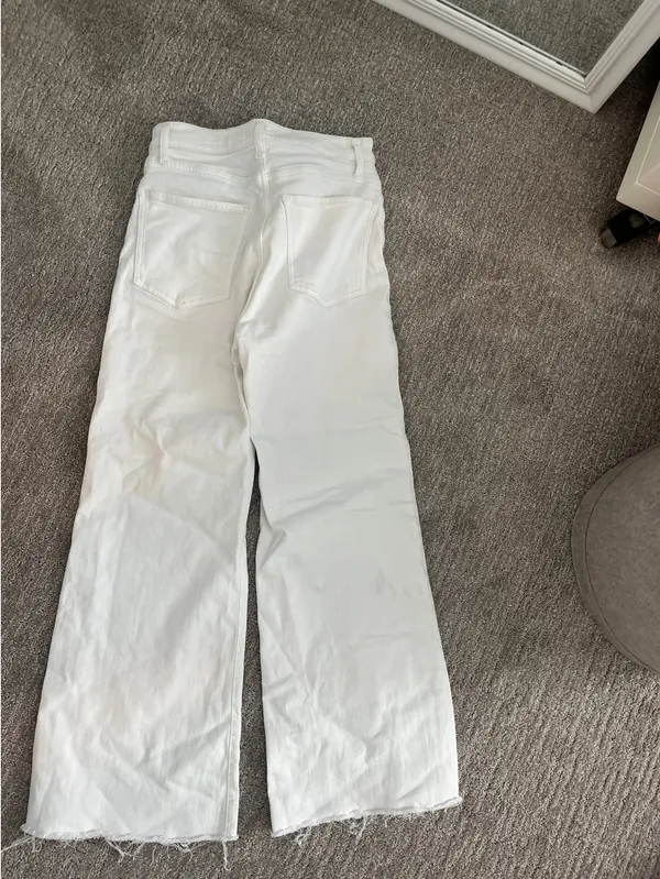 White wide leg jeans - Image 3