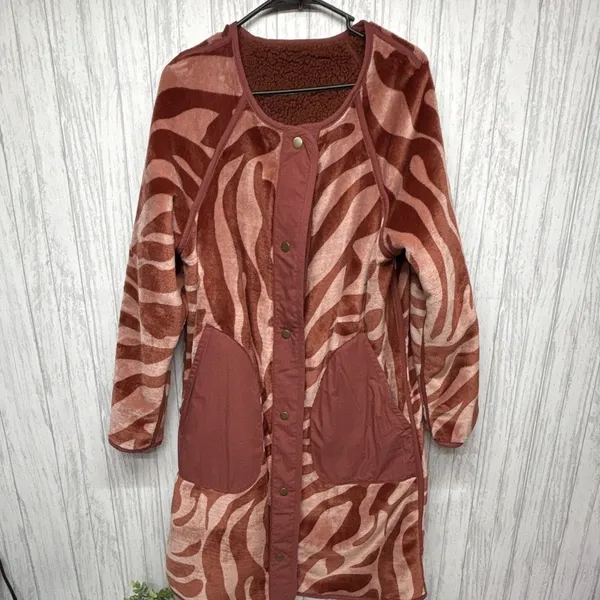 Anthropologie Womens Size S Reversible Animal Print Snap Coat Pockets Brown - Image 7