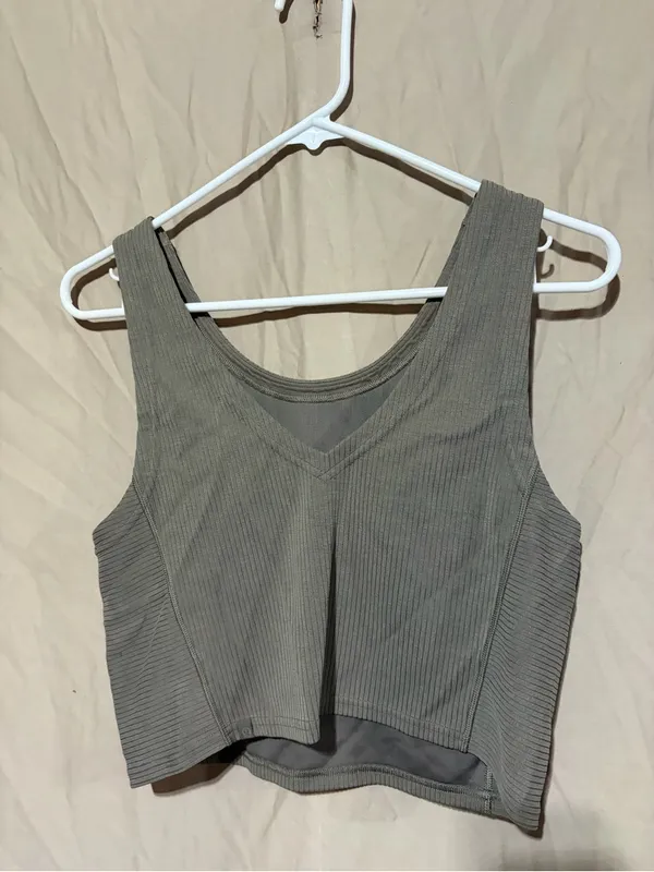 Lululemon tank top - Image 2