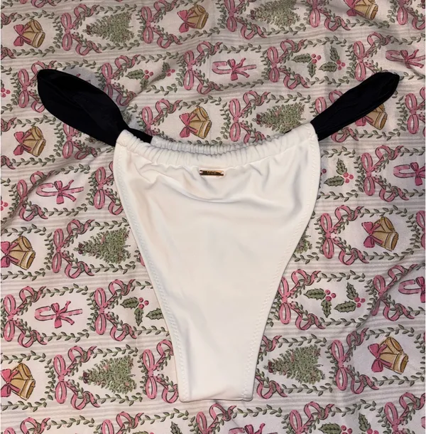 Triangl strawberry milk mob bikini - Image 8