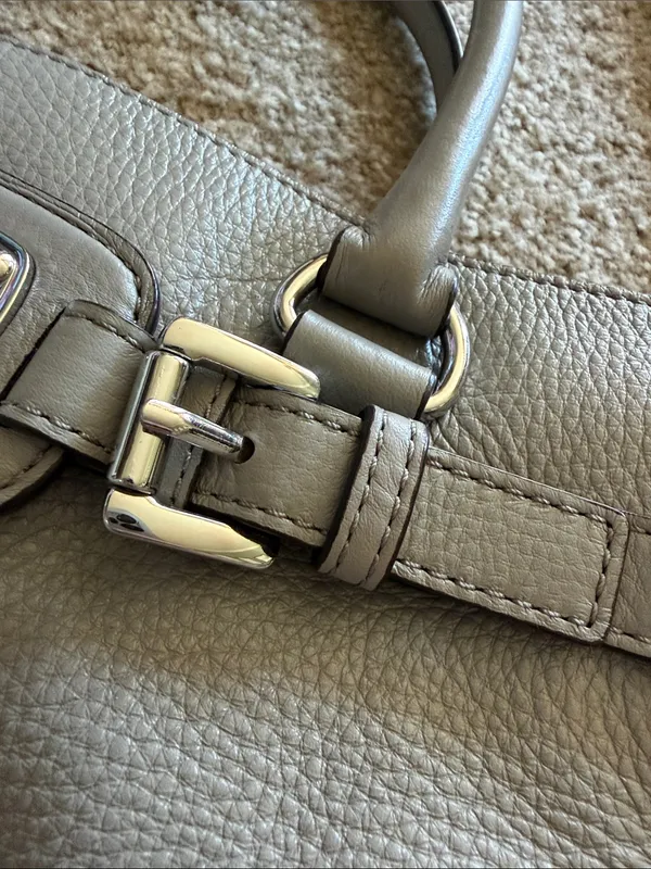 Michael Kors Light Gray Pebbled Leather Satchel with Chain Strap - Image 7