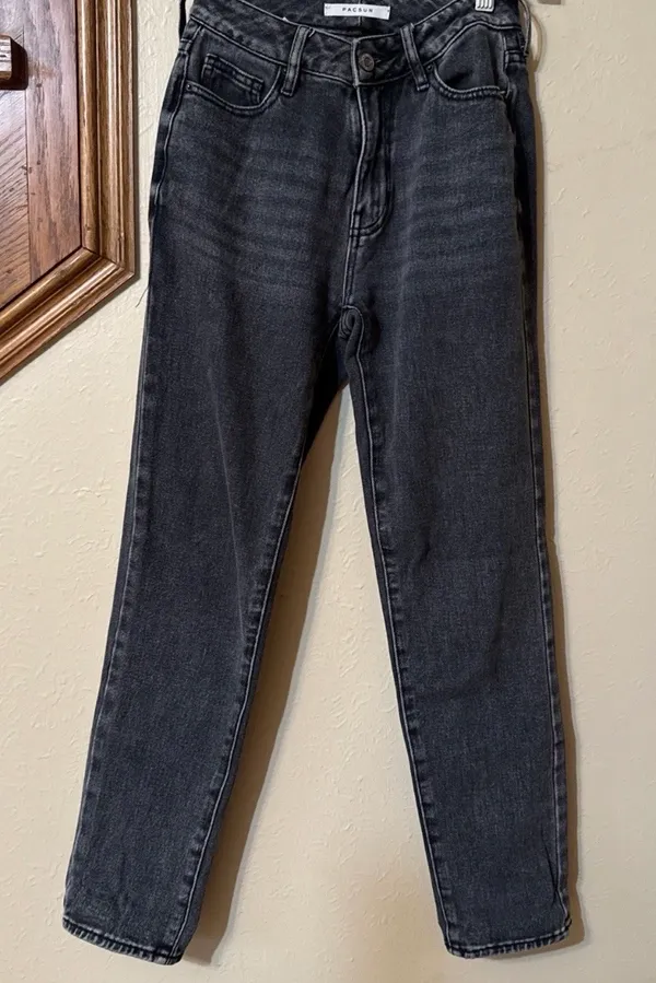 Pacsun black faded wash mom jeans - Image 2