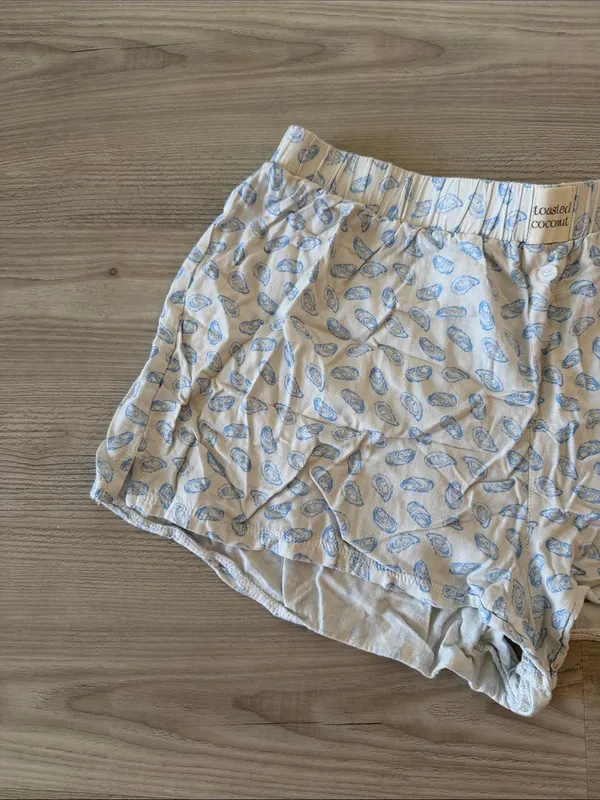 Toasted Coconut Oyster Print Women’s Boxer Shorts - Image 2