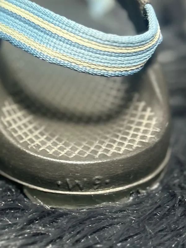 Women's Strappy Outdoor Sandal - Black with Teal Accents Sandals Size 9 - Image 8