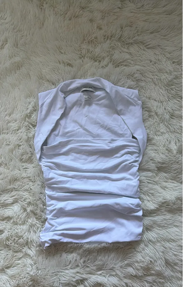 Aritzia Contour Tank - Image 2