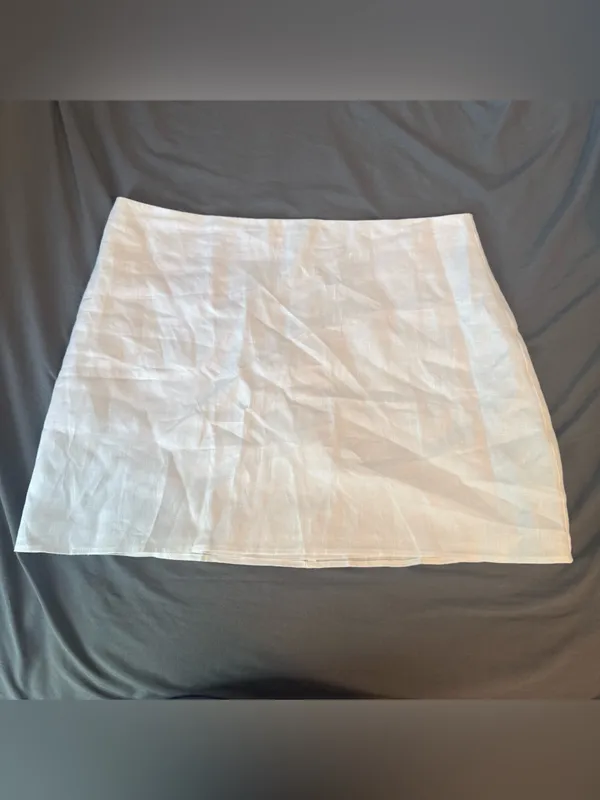 Reformation linen skirt! - Image 4