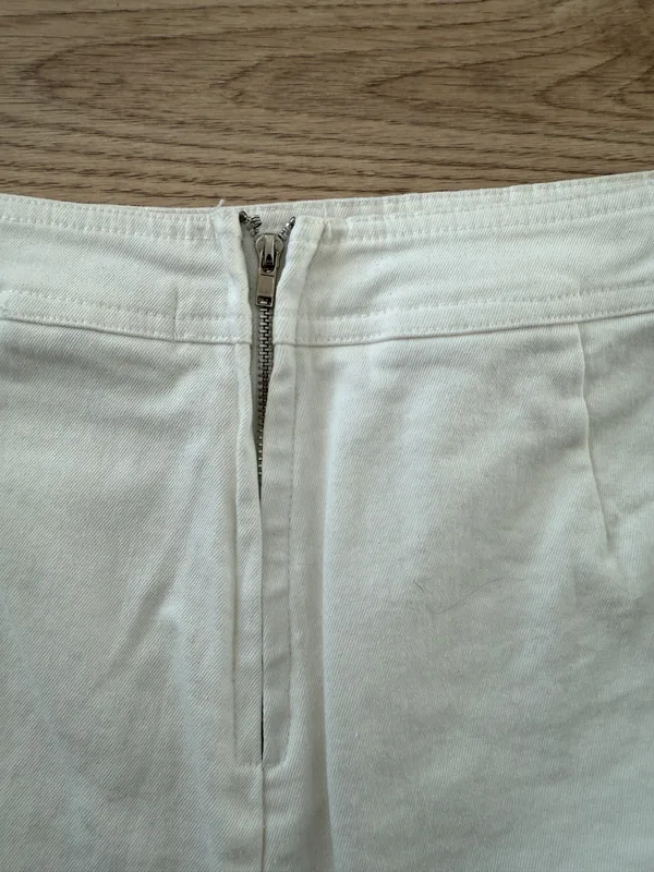 B.Original Envelope Skort - Image 4
