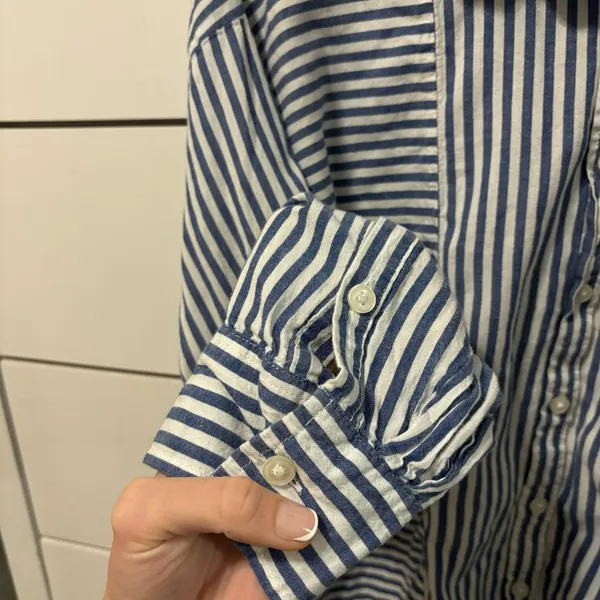 Elizabeth and James Stripe Button Down Shirt - Image 6