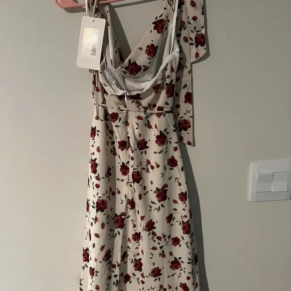 NWT One and Only Collectibe rose maxi dress small‎ - Image 11