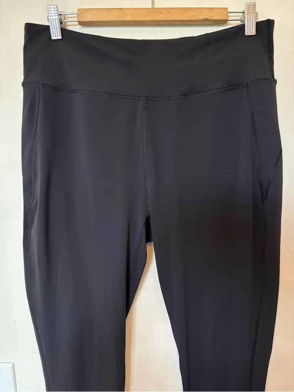 VUORI Pace High Rise Legging Black Sz Large (?) - Image 4