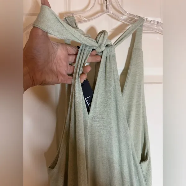 NWT‎ LuLus Sunny Day Perfection Sage Green Tie-Back Maxi Dress, M! - Image 9