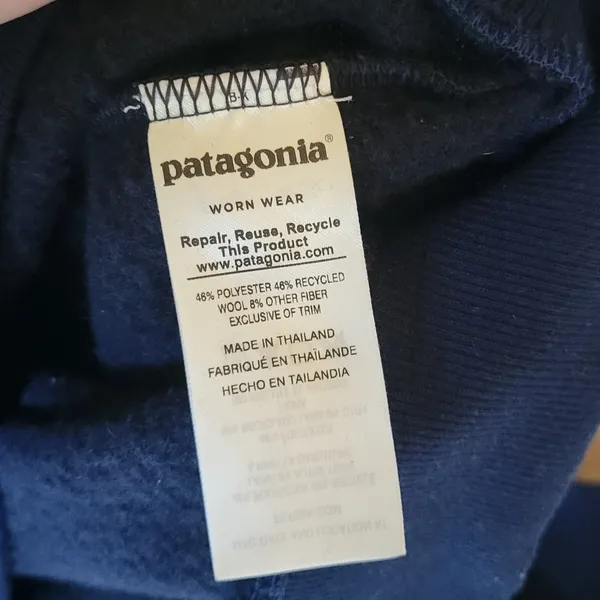 Women's Patagonia Quarterzip - Image 6