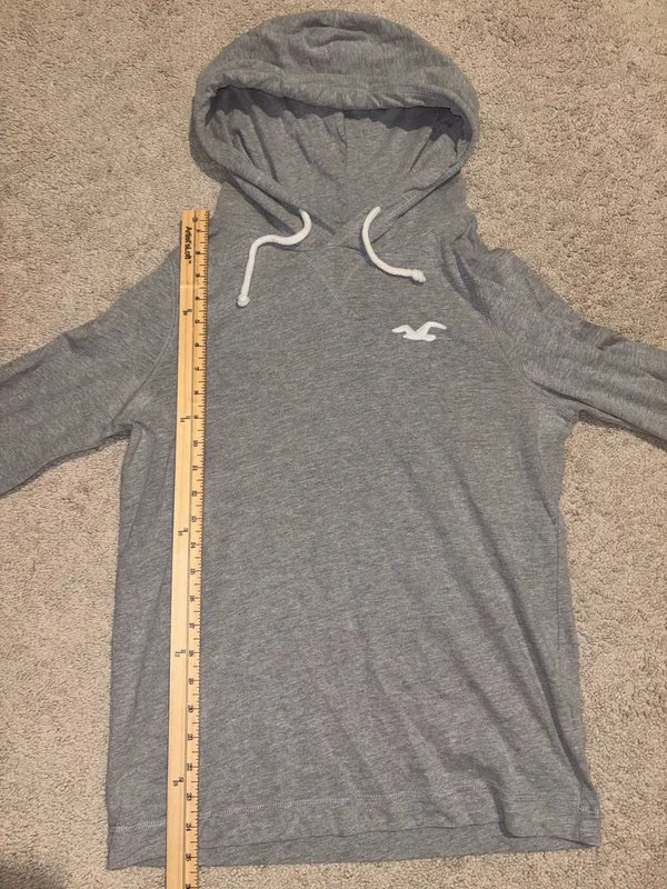 Comfy Grey Hollister Hoodie Size M - Image 4