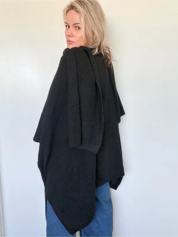 Free People Black Open-Front Knit Poncho with Pockets and Scarf ONE SIZE - Image 8