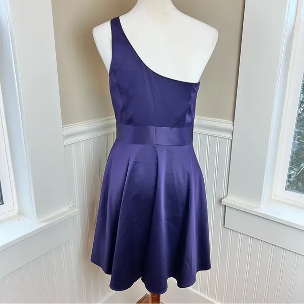 The Limited Purple One Shoulder Rosette Satin Cocktail Dress Size 6 - Image 11