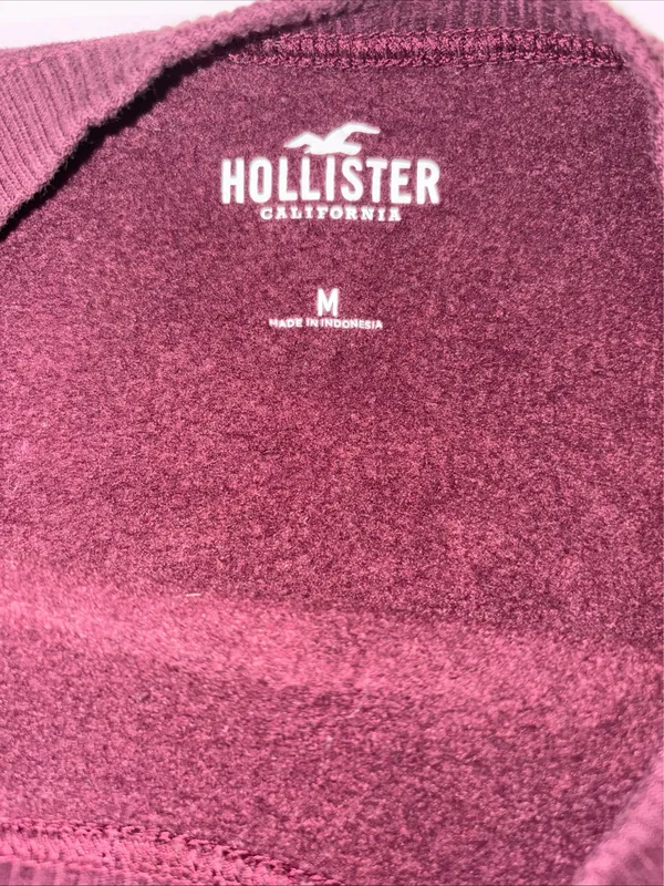 Hollister Burgundy Cropped Sweatshirt Medium - Image 3