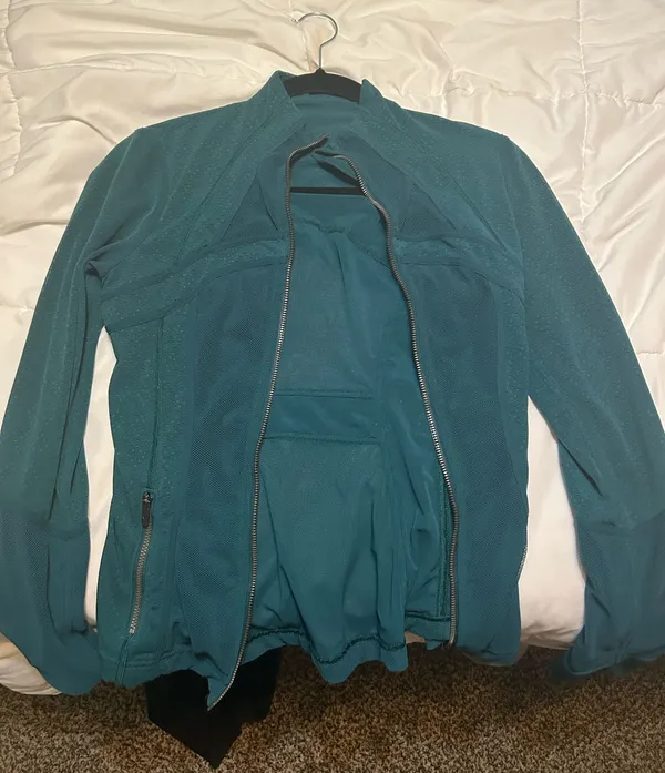 Lululemon Jacket Define - Image 2