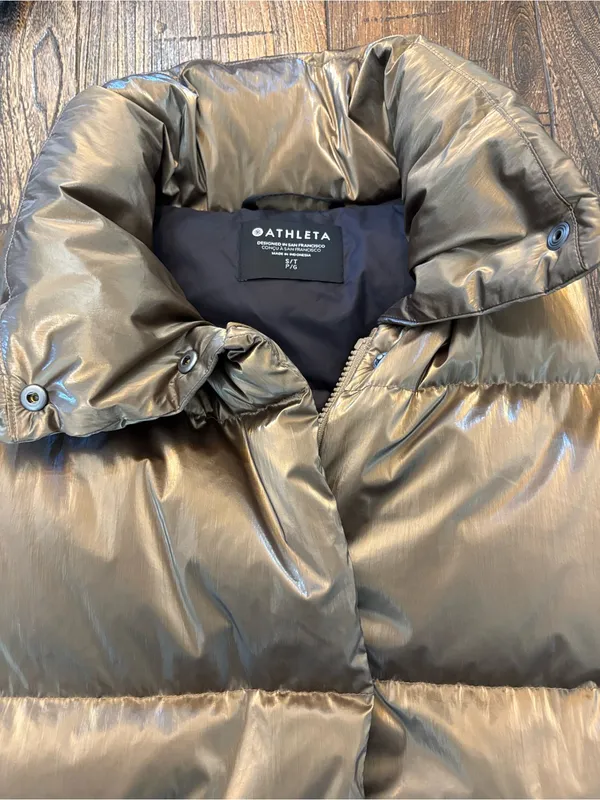 Athleta Downtown Metallic Vest Womens S Bronze Gold Down Puffer Quilted - Image 8