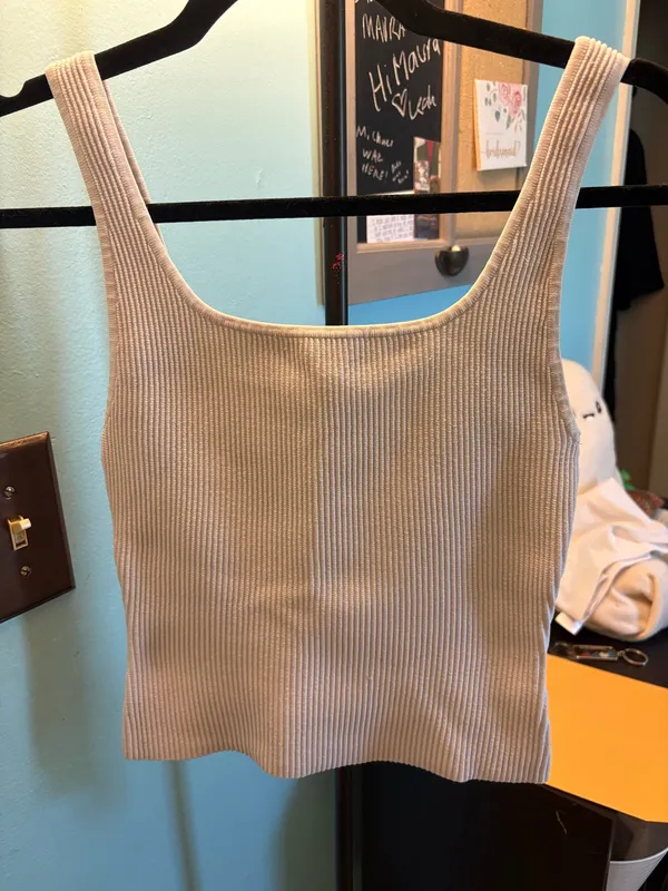 Aritzia Babaton Tank - Image 2
