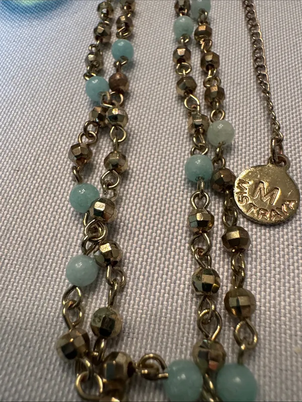 Gold-Wrapped Olive Green Teardrop Pendant Necklace - Image 3