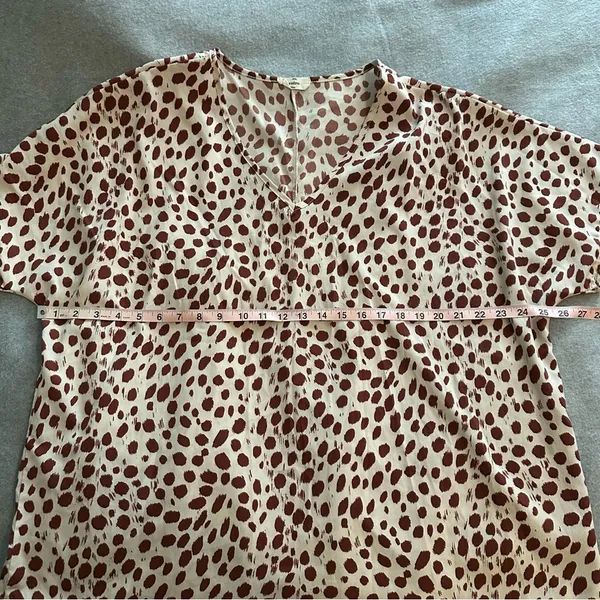 Entro short sleeve blouse cream brown size XL - Image 6