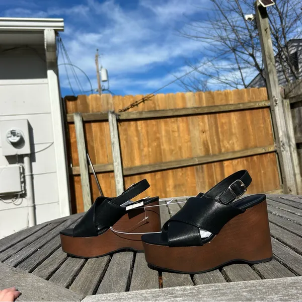 Universal Threads Women's Naomi Wood Wedge Heels size 6.5 spring summer‎ wedding - Image 4