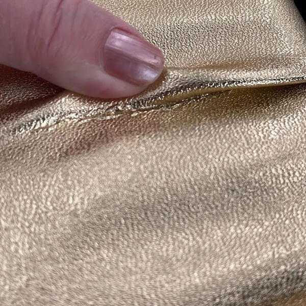 Shimmering Vintage faux leather gold clutch. - Image 11