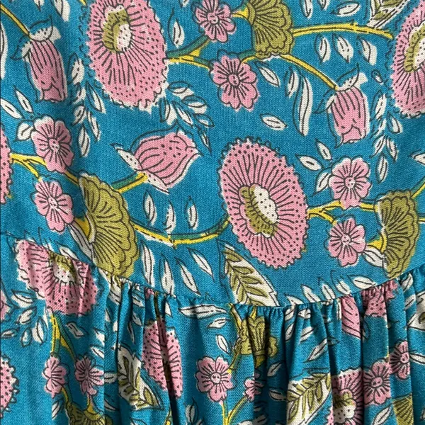 Natural Life Chic Floral Skirt in Blue and Pink Worn Once Small - Image 6