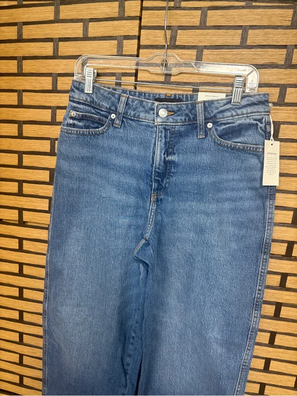 Free assembly barrel leg jeans size 0 - Image 3