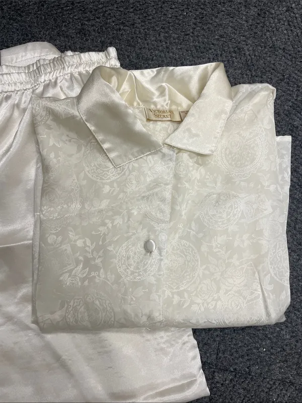 Victoria’s Secret gold label pajama set off white cream short sleeve long pants - Image 2