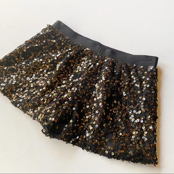 Authentic Icon AI Sequin Shorts Gold - Image 5