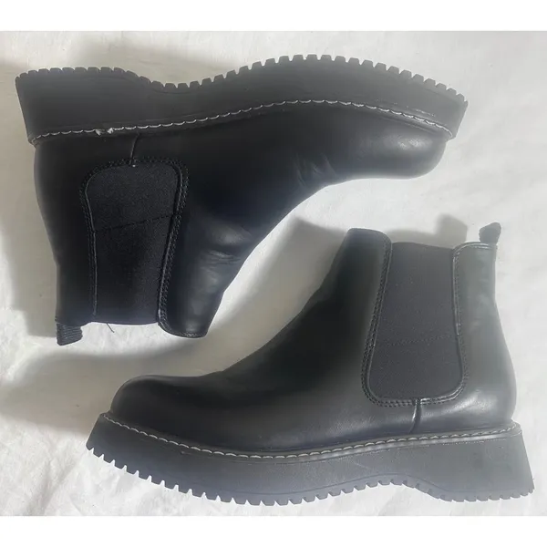 Madden Girl Black Chelsea Boots Women 9M Chunky Lug Sole Y2K Grunge Goth Biker - Image 4