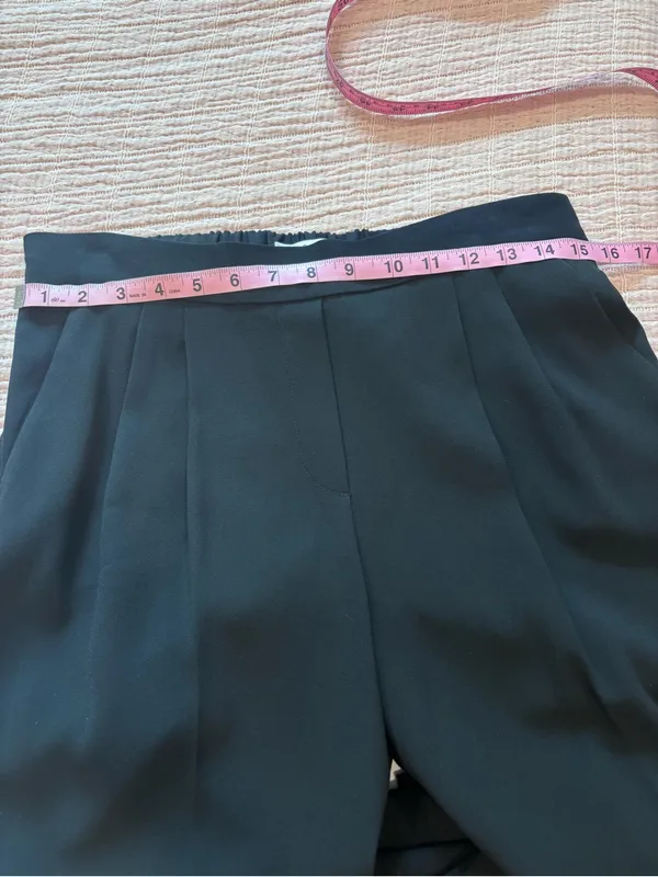Aritzia Babaton Black Cohen Pleat Front Pants size 8 - Image 11