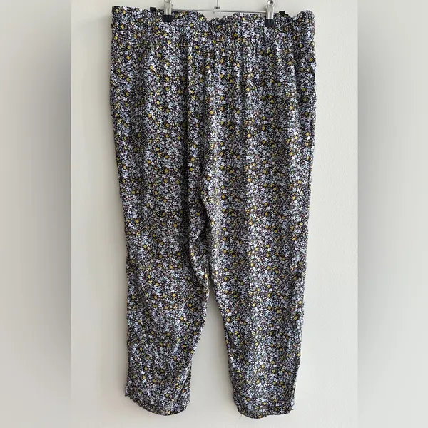 LOFT Paperbag Waist Cropped Flowy Floral Print Pants, Black/Multi, Size Large - Image 12