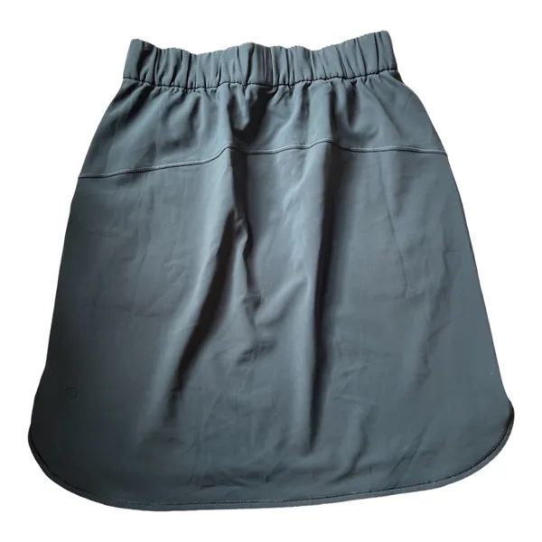 Lululemon Grey On The Fly Skirt Sz 6 - Image 2