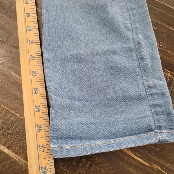 Tommy Jeans Light Wash Denim Straight Leg Jeans Women’s Size 4 Faded Casual - Image 6