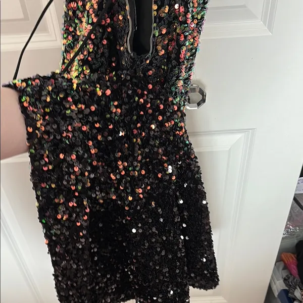 Black Sequin iridescent prom dress - Image 8
