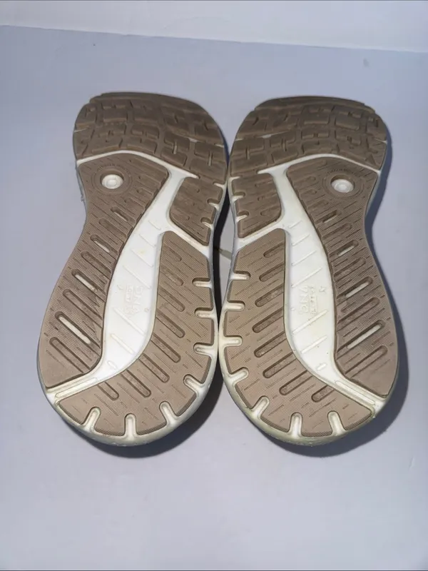 Brooks Women's Ariel GTS Running Shoes - Beige/Taupe Accents - Image 7