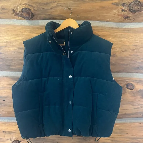 Loft Puffer Vest - Image 2