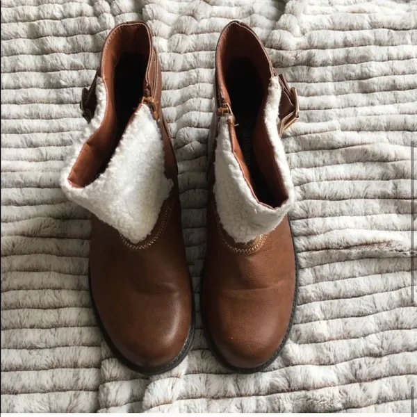 Olivia Miller “Beekman” Sherpa Front Booties - Image 3
