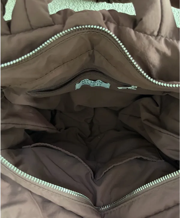 RARE My Mum Made It Pillow Tote Puffer Bag Burgundy Brown Quilted Puffy Tote Sold Out Scandi Style - Image 4
