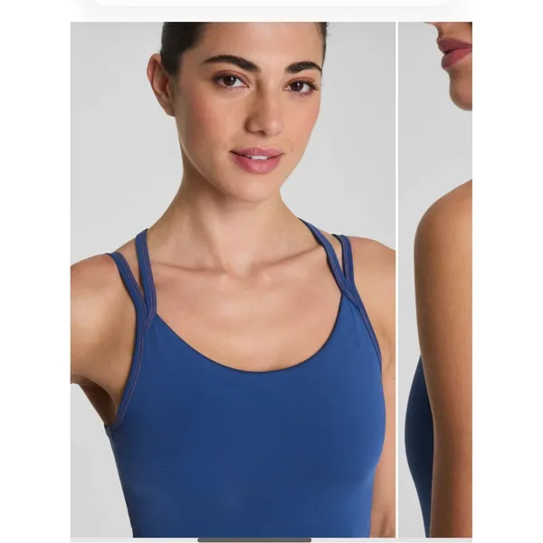 Spanx Scoop Neck Shelf Tank Size Large - Image 5