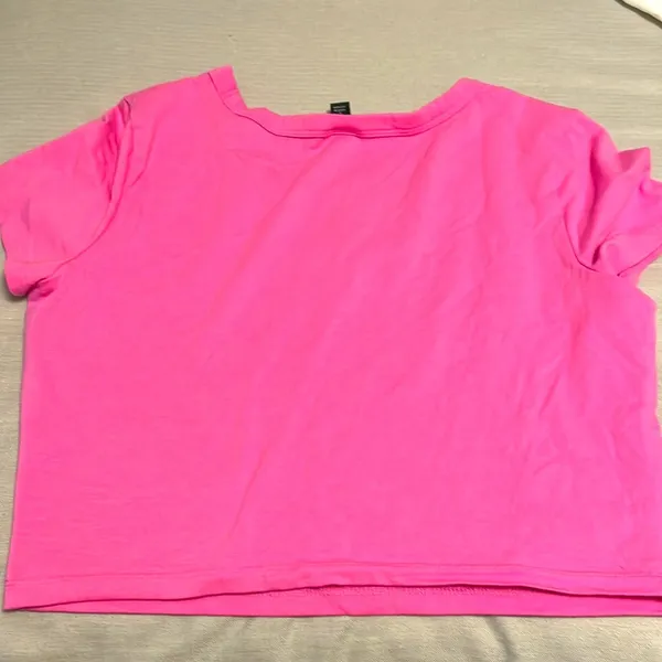 Wild Fable Cute Cropped T shirt! - Image 2