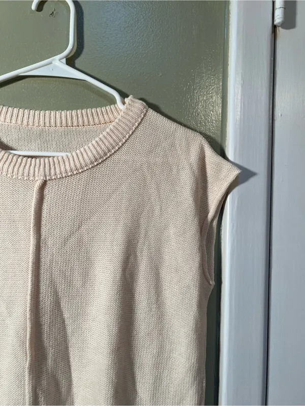 Women’s Size Medium Cap Sleeve Sweater Vest Crewneck Apricot Cream Orange RC6487 - Image 6