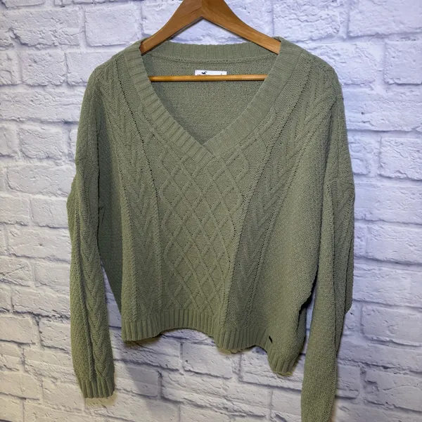 Hollister Women's Green Large V-Neck Cable-Knit Cardigan Hipster Teenager - Image 2