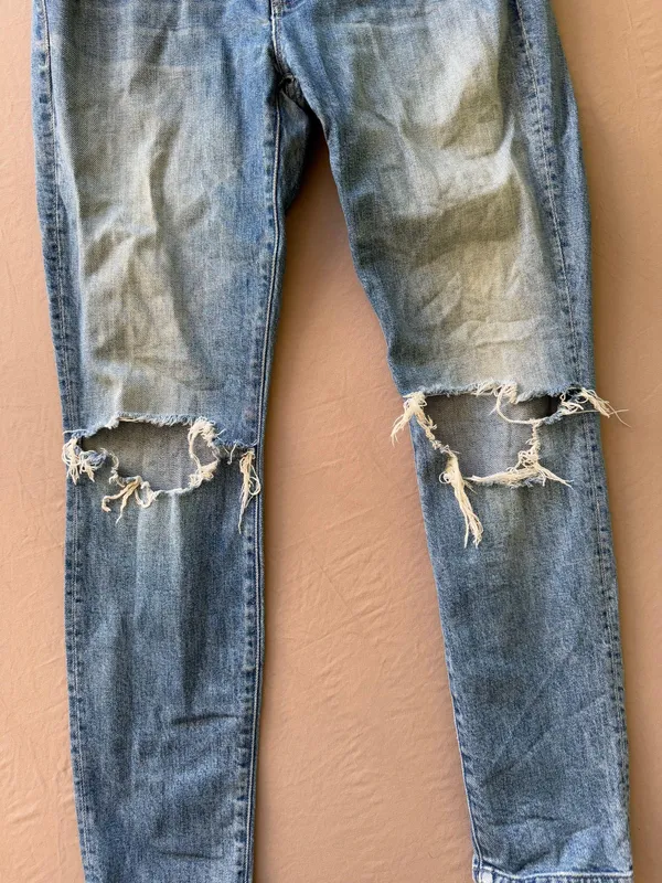 MOTHER Denim The Stunner Jeans - Image 10