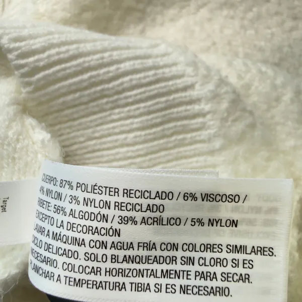 Universal Thread Women's Alpline Hotel Knit Boucie Crewneck Pullover Sweater‎ - Image 10
