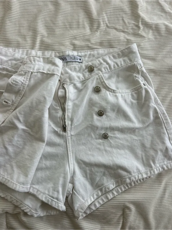 White High-Rise Button-Front Women’s Skort - Image 4