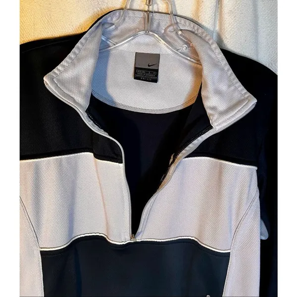 Nike Jacket Women Sz Large Swoosh Quarter Zip Pocket Light Dri Fit Run Gym Core - Image 3
